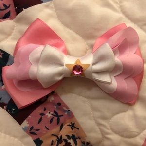 Rose Quartz Bow